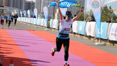 Астанада «Бірлік жүгірісі» республикалық жартылай марафоны өтті