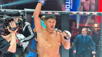 Фотография к новости: Қуат Хамитов чемпиондық белбеуі үшін жекпе-жек өткізеді