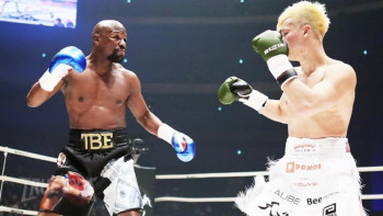 Фотография к новости: Флойд Мейвезер:  Біз тек жанкүйерлердің көңілін көтердік