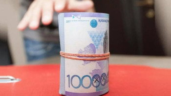 Фотография к новости: Түркістан облысында кәсіпкерлерге «қамқорлық көрсеткен» лауазымды тұлға ұсталды