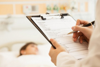 Фотография к новости: Ақтөбеде мереке күндері 8 адам уланып, 10 адам комаға түсті