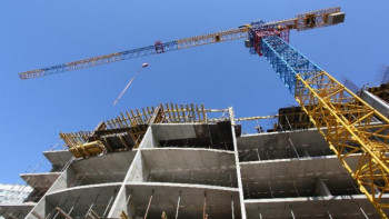 Фотография к новости: Өскеменде қыркүйек айына дейін үш мектеп салынады