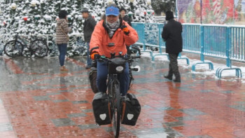 Фотография к новости: Алматылық азамат қажылыққа велосипедпен шықты