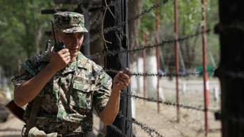 Фотография к новости: Шығыс шекарасында Қырғыз азаматынан тыйым салынған кітап табылды