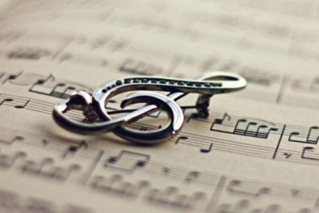 Фотография к новости: Музыка адамды депрессиядан құтқарады – ғалымдар