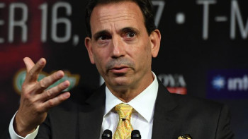 Фотография к новости: Том Леффлер: Геннадий шешім қабылдаған кезде ресми мәлімдеме жасайды