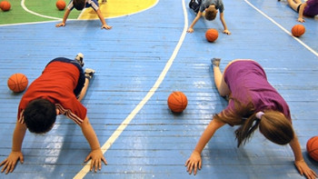 Фотография к новости: Оқушыдан таяқ жеген мұғалім ауруханаға түсті 