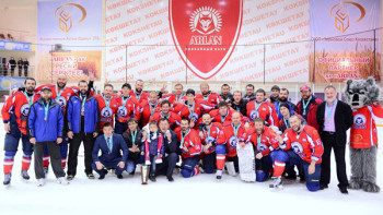 Фотография к новости: Көкшетаулық клуб шайбалы хоккейден құрлық кубогын жеңді