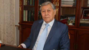 Фотография к новости: Қазақстан тарихы емес, Қазақ тарихы деген дұрыс - Сапар Ысқақ