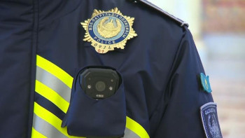 Фотография к новости: ІІМ полиция формасын сатқандарды іздеп жатыр