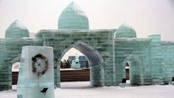 Фотография к новости: Мұз мүсін жасаудан халықаралық байқау аяқталды 