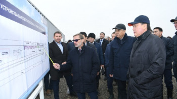 Фотография к новости: Мамин Түркістандағы қарқынды құрылыспен танысты