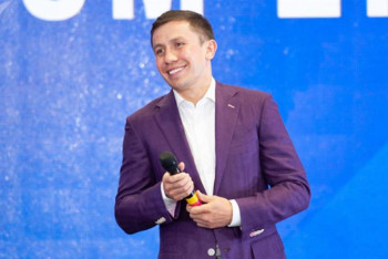 Фотография к новости: Головкиннің үшінші баласы өмірге келді