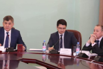 Фотография к новости: Тегін медициналық көмек халықты ең минималды әлеуметтік стандарттармен қамтамасыз етеді