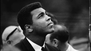 Фотография к новости: АҚШ әуежайына ұлы боксшы есімі берілді