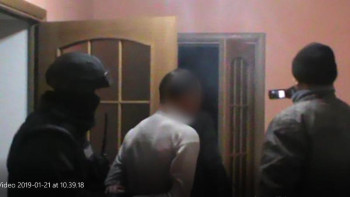 Фотография к новости: Таразда есірткі тасымалдаған қылмыстық топ құрықталды  