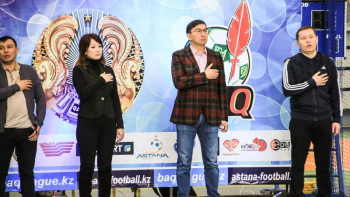 Фотография к новости: Журналистер лигасының бесінші маусымы басталды