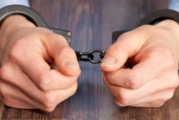 Фотография к новости: Мемлекеттік кірістер департаменті қызметкері қылмыс үстінде ұсталды