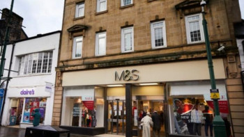 Фотография к новости: Ұлыбританияда онлайн-сауданың өсуінен 23 мың дүкен жабылмақ