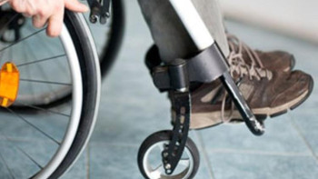 Фотография к новости: Ақтөбеде мүгедектерге арналған көтергіш платформа орнатылды