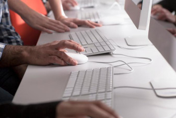 Фотография к новости: Жастар жылы. Онлайн диплом  – әлемдік тренд