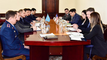 Фотография к новости: ІІМ-нің департамент басшылары АҚШ Елшілігінің өкілдерімен кездесті  