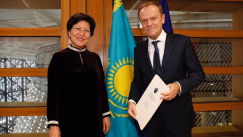 Фотография к новости: Қазақстанның Бельгиядағы Елшісі Еуропалық кеңестің Президентіне сенім грамоталарын тапсырды