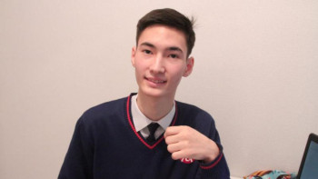 Фотография к новости: Санжар - олимпиадалар, миллион доллардың есептері мен оқуы туралы