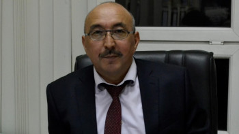 Фотография к новости: Студенттерге ілініп-салынып жүруге болмайды – доцент