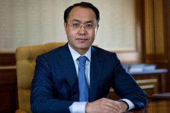 Фотография к новости: Қазақстандықтардың 100 млн доллары бұғатталды