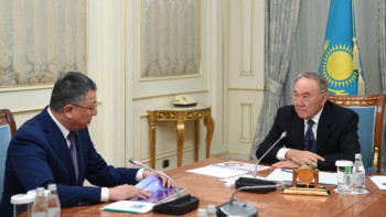 Фотография к новости: Мемлекет басшысы Түркістан облысының әкімін қабылдады