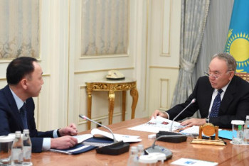 Фотография к новости: Нұрсұлтан Назарбаев Қостанай облысының әкімін қабылдады