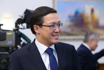 Фотография к новости: Ақышев «7-20-25» сияқты автомобильді несиеге алу бағдарламасын ұсынды