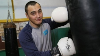 Фотография к новости: Жан Кособуцкий тоғызыншы жекпе-жегін нокаутпен аяқтады