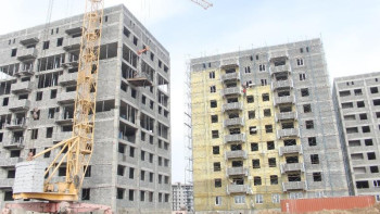 Фотография к новости: Жамбылда 32 тұрғын үй нысанның құрылысы жүргізілген 