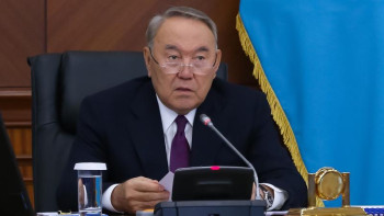 Фотография к новости: Жұмысың жаман - Назарбаев Ақышевқа ескерту жасады