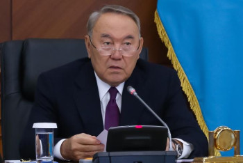 Фотография к новости: Жұмысың жаман - Назарбаев Ақышевқа ескерту жасады