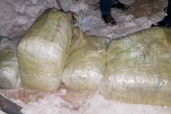 Фотография к новости: Ақтөбеде 100 келіден аса есірткі тәркіленді