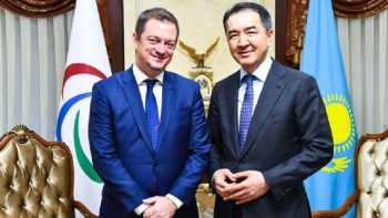 Фотография к новости: Сағынтаев Халықаралық паралимпиада комитетінің президентімен кездесті