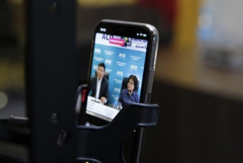 Фотография к новости: Атырауда мемқызметшілер әлеуметтік желілер арқылы есеп берді