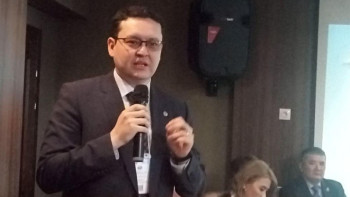 Фотография к новости: Олжас Әбішев: Медициналық білім тек теориялық түрде берілмеу керек 