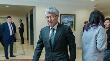 Фотография к новости: Мұхамедиұлы Қазақстан азаматтығын алған кениялықтарға қатысты пікір білдірді