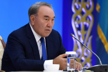 Фотография к новости: Назарбаев: Конституция бойынша Президенттің мерзімінен бұрын сайлау өткізуге құқығы бар