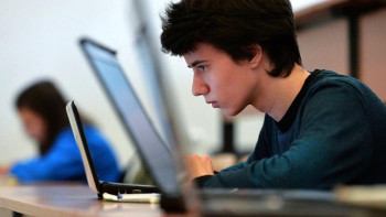 Фотография к новости: Психиатр интернет тәуелділіктен құтылу жолдарын айтты