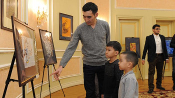 Фотография к новости: Астанада «Иран каллиграммасы» көрмесі ашылды