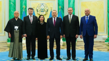 Фотография к новости: Жаңа елшілер Назарбаевқа сенім грамоталарын тапсырды 