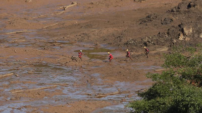 Бразилиядағы дамбы жарылуынан қаза тапқандардың саны 140-тан асты 