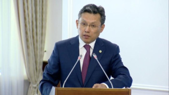 Фотография к новости: Сұлтанов Астана шетіндегі уақытша баспаналар мәселесін шешуге уәде берді