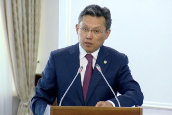 Фотография к новости: Сұлтанов Астана шетіндегі уақытша баспаналар мәселесін шешуге уәде берді