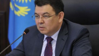 Фотография к новости: Нарықты толық  отандық мұнай өнімдерімен қамтамасыз етеміз – Бозымбаев  